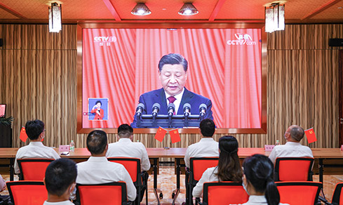 “勠力同心， 勇毅前行”  <br>全体党员集中收看二十大开幕盛况